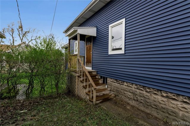 69 Madison Avenue, Hamburg, NY 14219