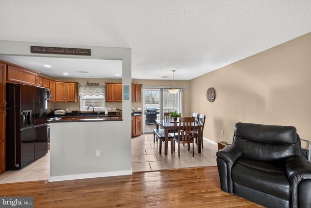 1386 JEFFERSON ST, Hellertown, PA 18055