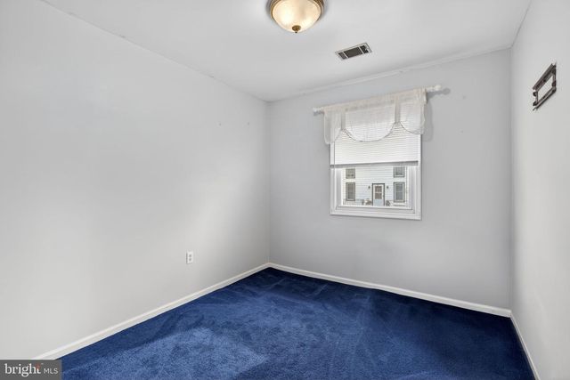 1386 JEFFERSON ST, Hellertown, PA 18055