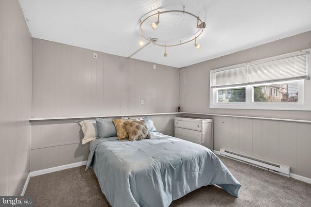 1386 JEFFERSON ST, Hellertown, PA 18055