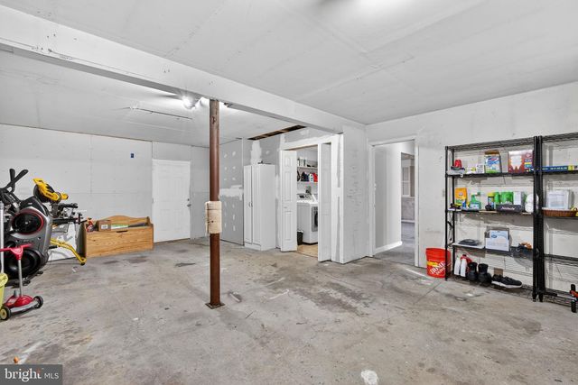 1386 JEFFERSON ST, Hellertown, PA 18055