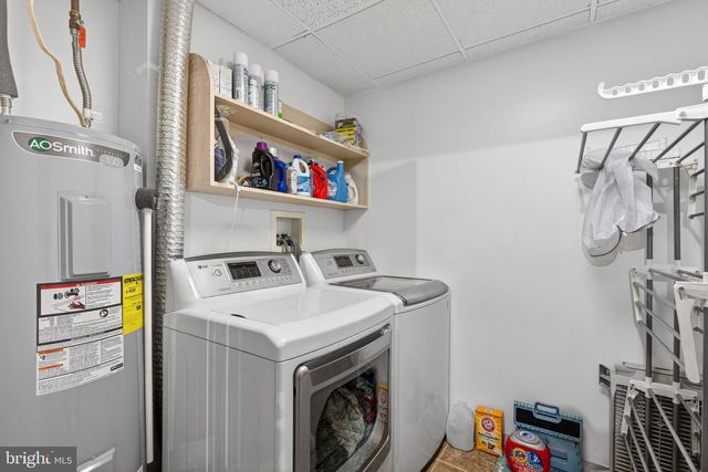 1386 JEFFERSON ST, Hellertown, PA 18055