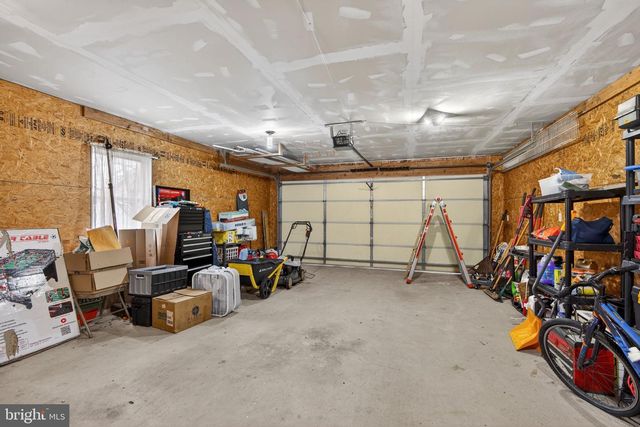 1386 JEFFERSON ST, Hellertown, PA 18055