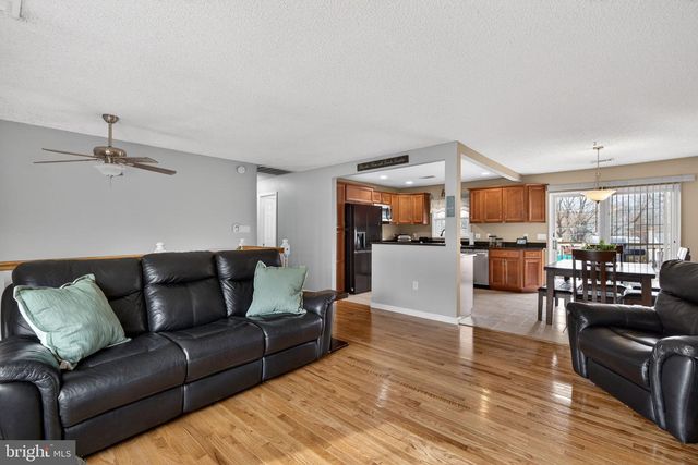 1386 JEFFERSON ST, Hellertown, PA 18055