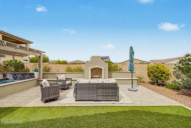 19982 W GLENROSA Avenue, Litchfield Park, AZ 85340