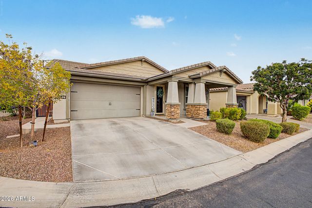 19982 W GLENROSA Avenue, Litchfield Park, AZ 85340