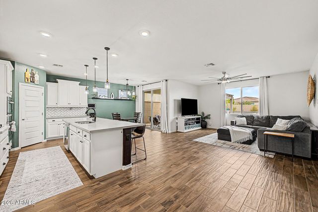 19982 W GLENROSA Avenue, Litchfield Park, AZ 85340