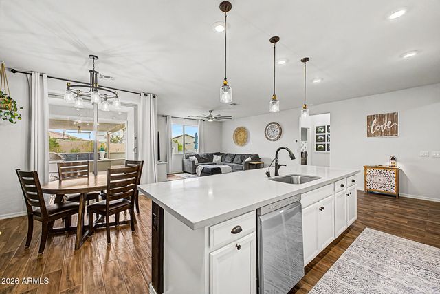 19982 W GLENROSA Avenue, Litchfield Park, AZ 85340