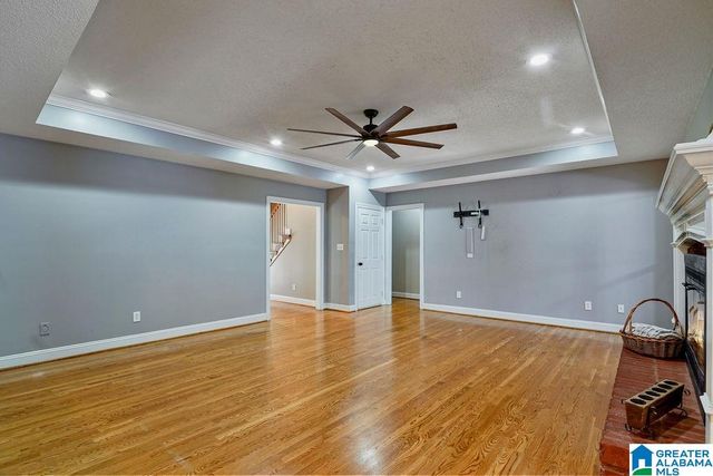 204 HICKORY HILL CIRCLE, Oneonta, AL 35121