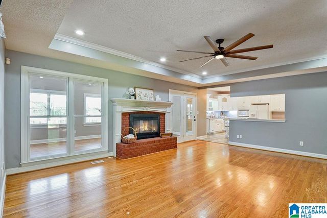 204 HICKORY HILL CIRCLE, Oneonta, AL 35121