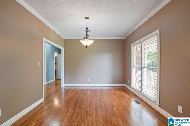204 HICKORY HILL CIRCLE, Oneonta, AL 35121
