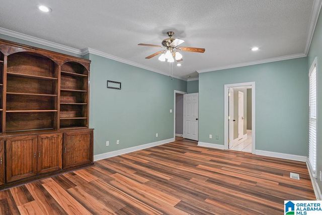 204 HICKORY HILL CIRCLE, Oneonta, AL 35121