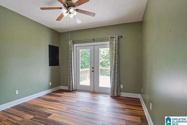 204 HICKORY HILL CIRCLE, Oneonta, AL 35121