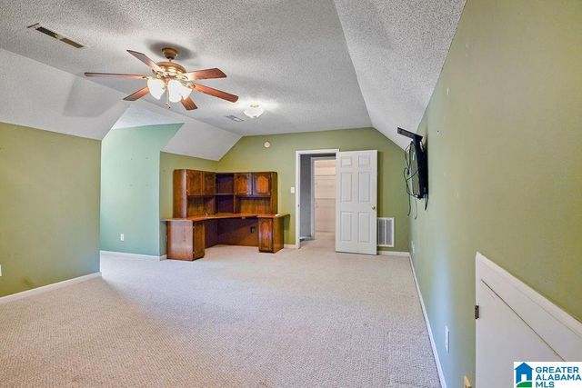 204 HICKORY HILL CIRCLE, Oneonta, AL 35121