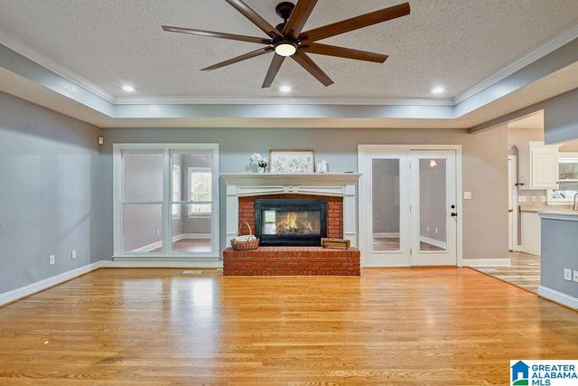 204 HICKORY HILL CIRCLE, Oneonta, AL 35121