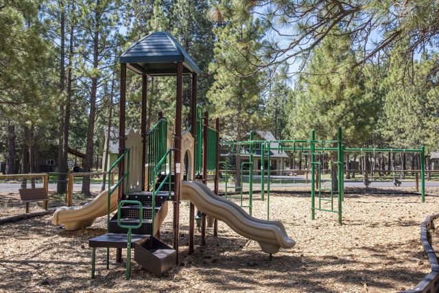 14866 Bluegrass Loop, Sisters, OR 97759