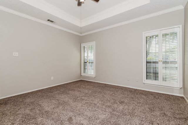 1729 Creek Valley Road, Mesquite, TX 75181