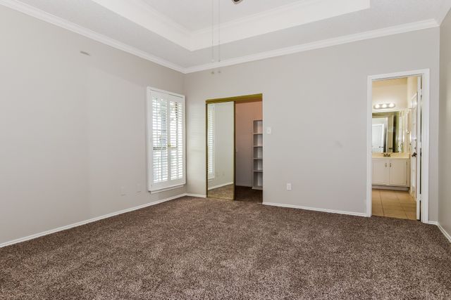 1729 Creek Valley Road, Mesquite, TX 75181