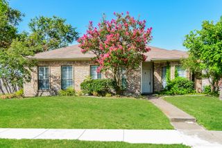 1729 Creek Valley Road, Mesquite, TX 75181