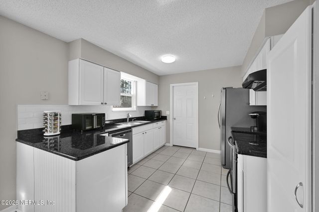 5168 HORSE TRACK Drive N, Jacksonville, FL 32257