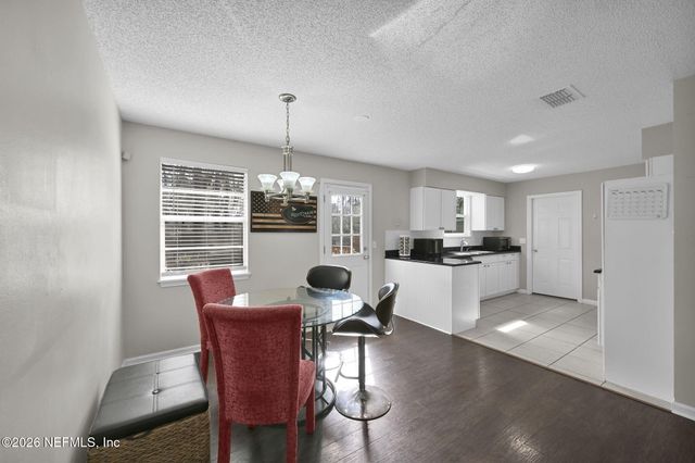 5168 HORSE TRACK Drive N, Jacksonville, FL 32257