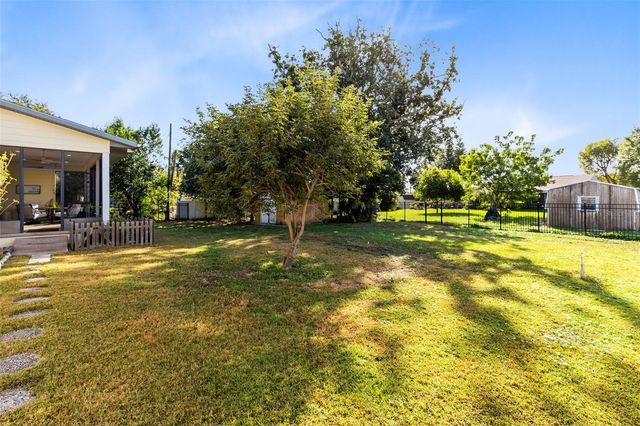 1811 LAKESHORE BOULEVARD, St Cloud, FL 34769