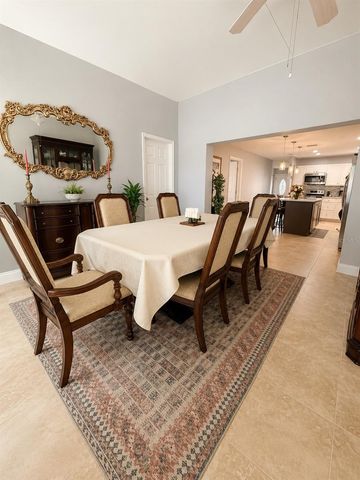11008 WINGATE DRIVE, Tampa, FL 33624