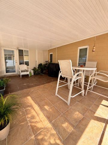 11008 WINGATE DRIVE, Tampa, FL 33624