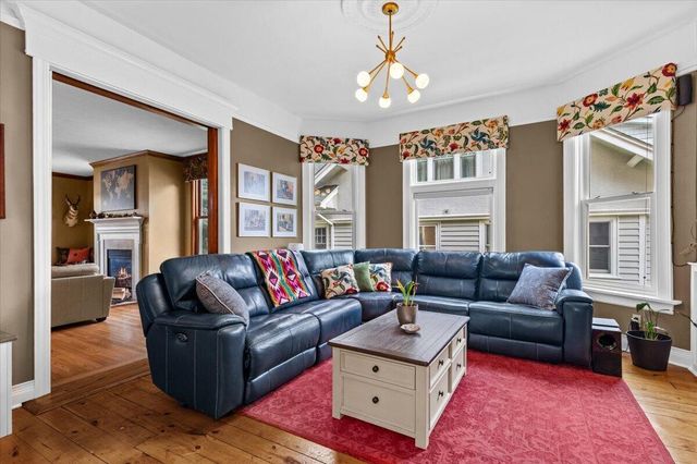 833 Walnut STREET, West Bend, WI 53095