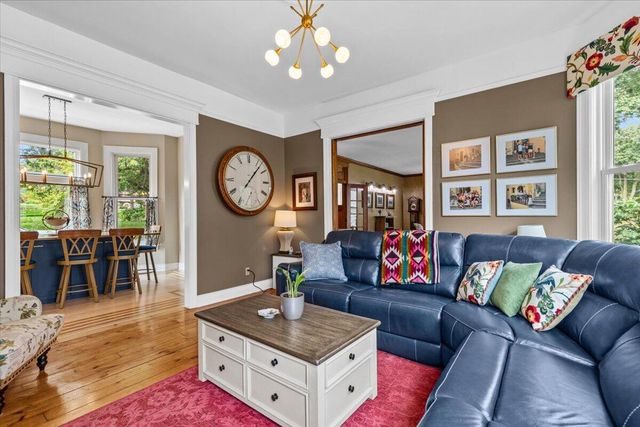 833 Walnut STREET, West Bend, WI 53095