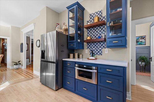 833 Walnut STREET, West Bend, WI 53095