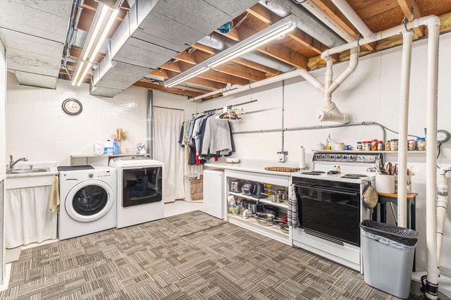 4624 132nd Avenue, Heath Twp, MI 49419