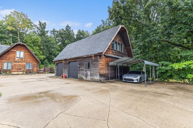 4624 132nd Avenue, Heath Twp, MI 49419