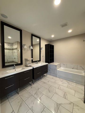 10630 Morado Circle 9, Austin, TX 78759