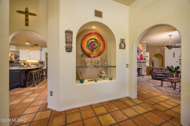1061 E Canada Vista Place, Oro Valley, AZ 85704