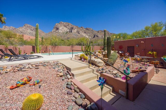 1061 E Canada Vista Place, Oro Valley, AZ 85704