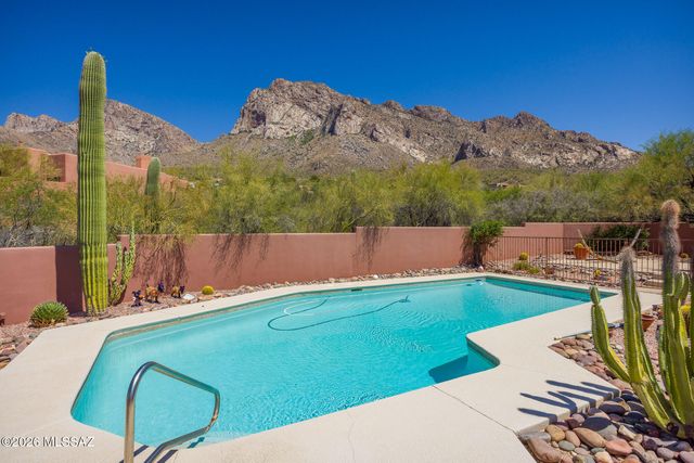 1061 E Canada Vista Place, Oro Valley, AZ 85704
