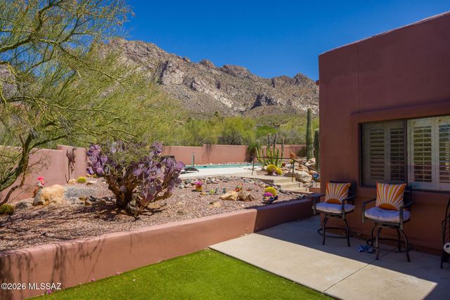 1061 E Canada Vista Place, Oro Valley, AZ 85704