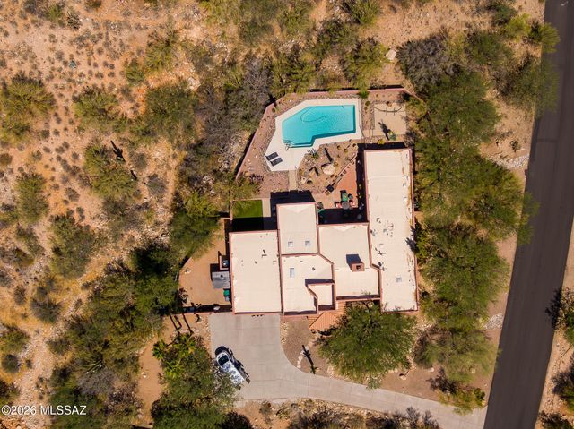 1061 E Canada Vista Place, Oro Valley, AZ 85704