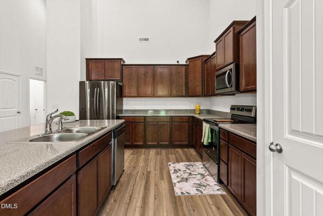 850 Royal Oak Lane, Mebane, NC 27302