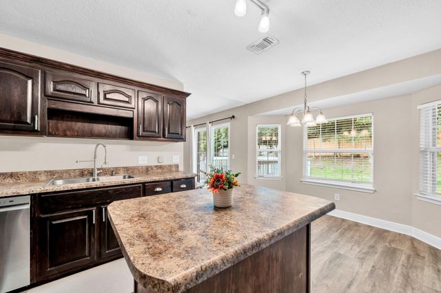 653 Territory Lane, Crestview, FL 32536