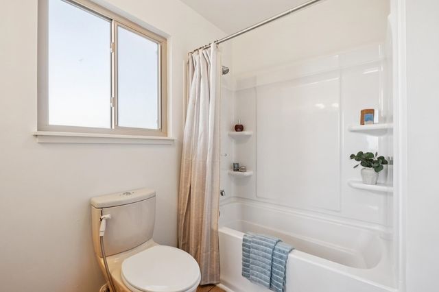 5622 5622 Huntington Ave, Richmond, CA 94804