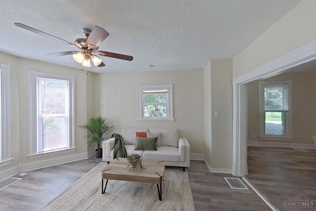 1100 Hughes Street, Middletown, OH 45042