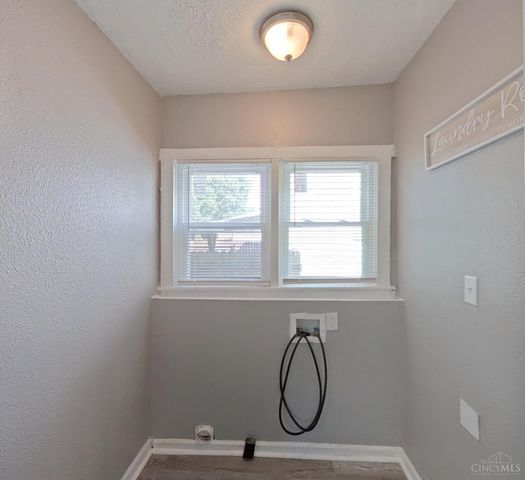 1100 Hughes Street, Middletown, OH 45042