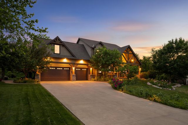 15270 Branch Circle, Lakeville, MN 55306