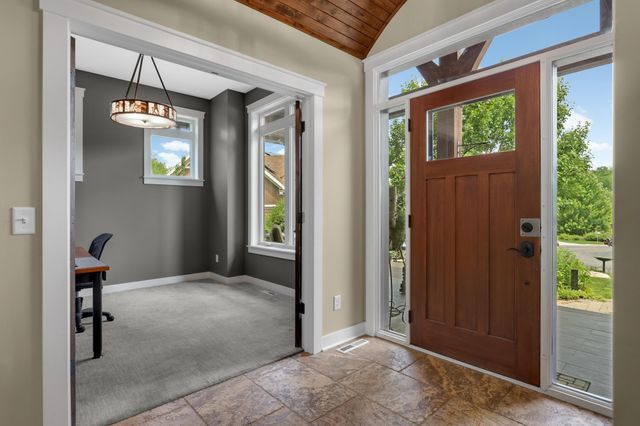 15270 Branch Circle, Lakeville, MN 55306
