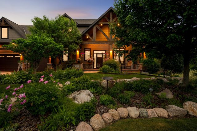 15270 Branch Circle, Lakeville, MN 55306
