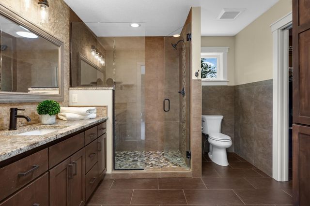 15270 Branch Circle, Lakeville, MN 55306