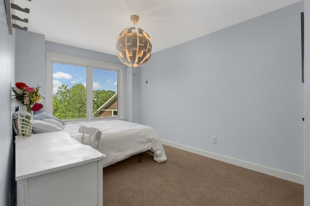 15270 Branch Circle, Lakeville, MN 55306