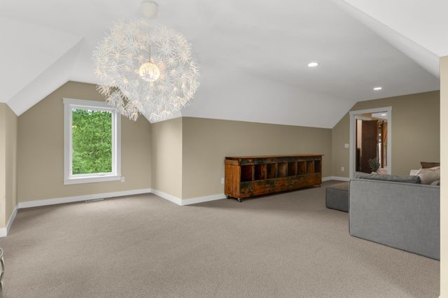 15270 Branch Circle, Lakeville, MN 55306